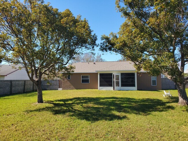 Building Photo - Glenridge 3/2 Home Located in Lakeland