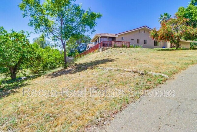 Building Photo - 3289 Altoro Ln