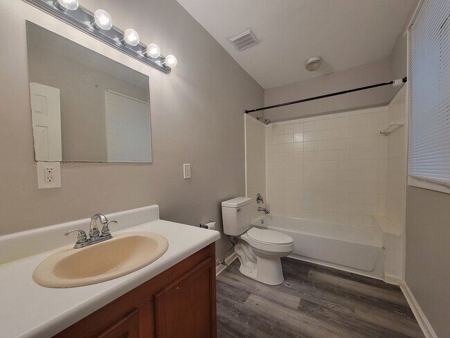 Building Photo - Minutes from Downtown Atlanta, the Atlanta BeltLine, Mercedes-Benz Stadium, Lee + White,