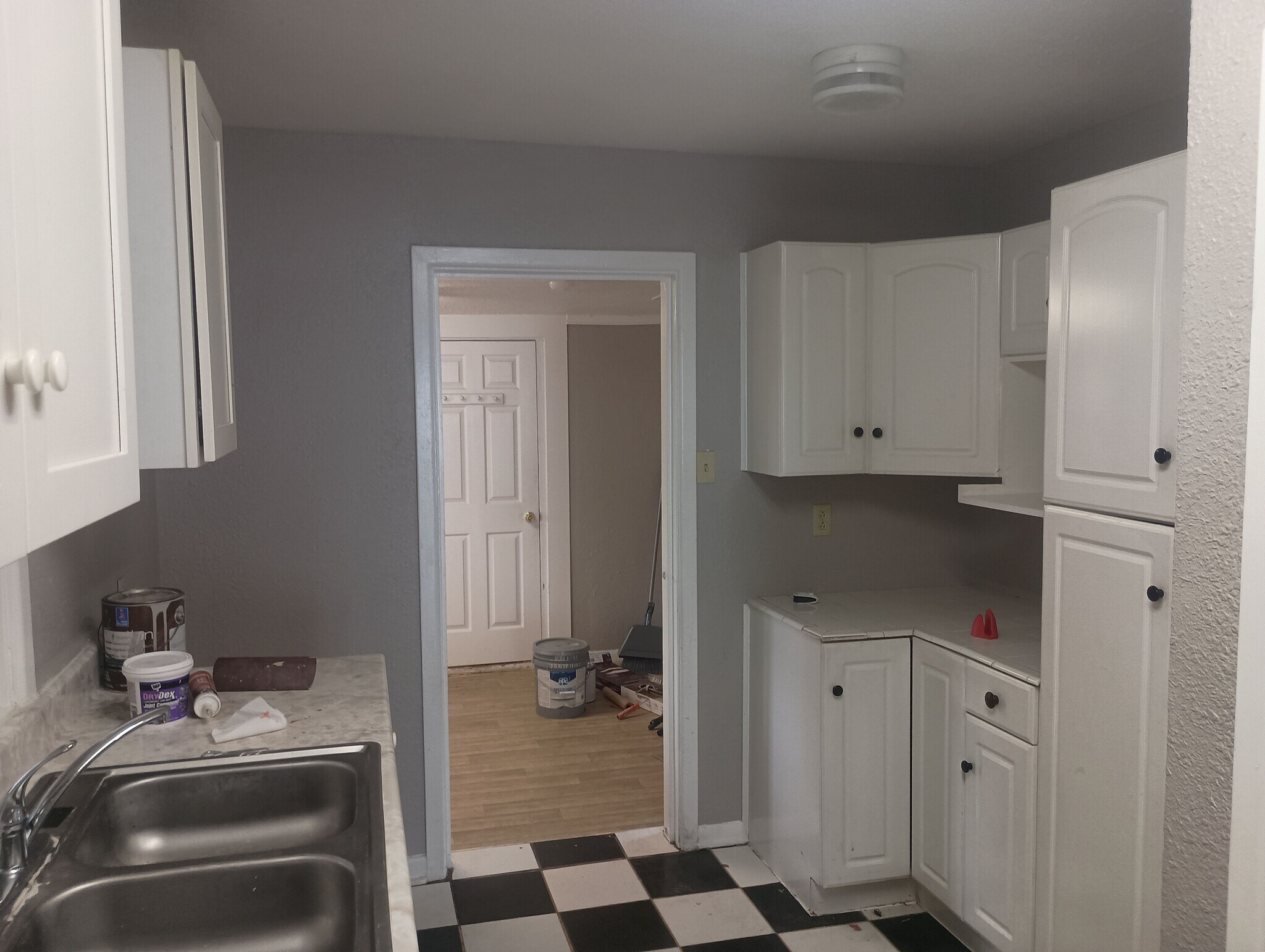 Building Photo - Room in Single Family Home on Nash Blvd