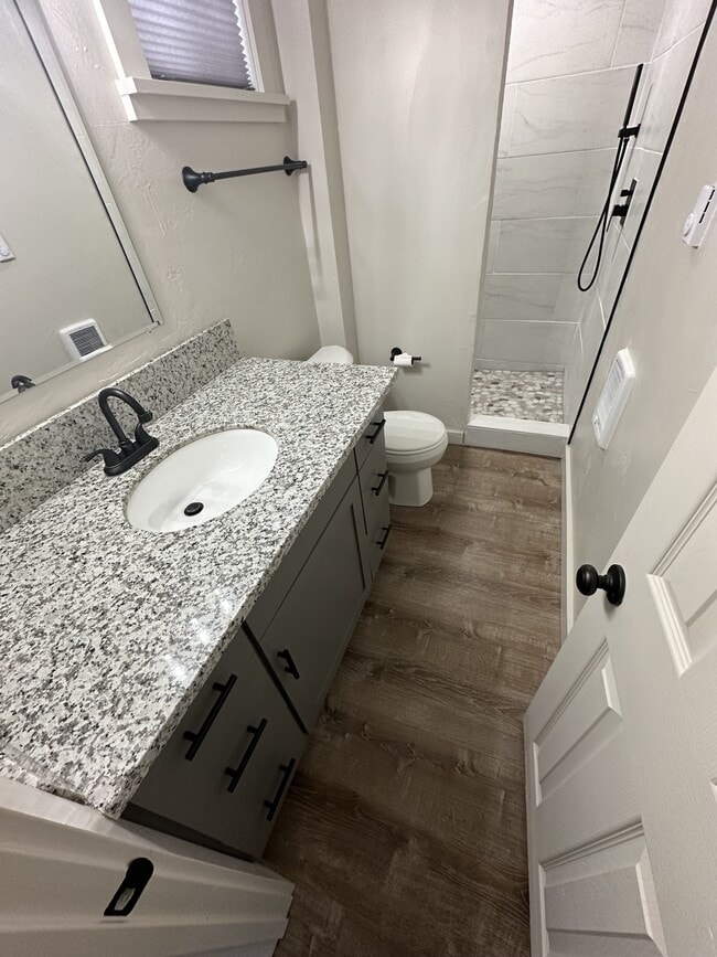 Building Photo - 3025 Bailey Ln