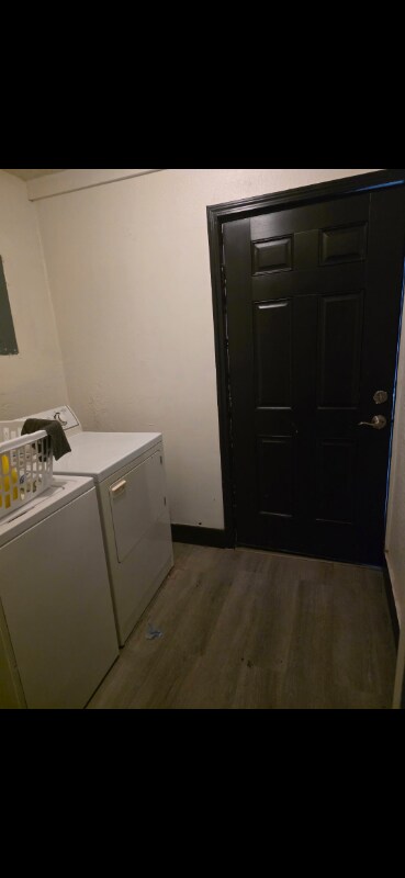 Building Photo - 613 W Sequoyah Ave