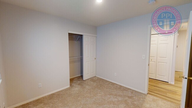 Building Photo - Sought After Single Level Family Home in S...