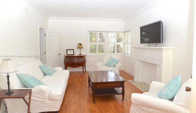 Primary Photo - 1341 Meridian Ave
