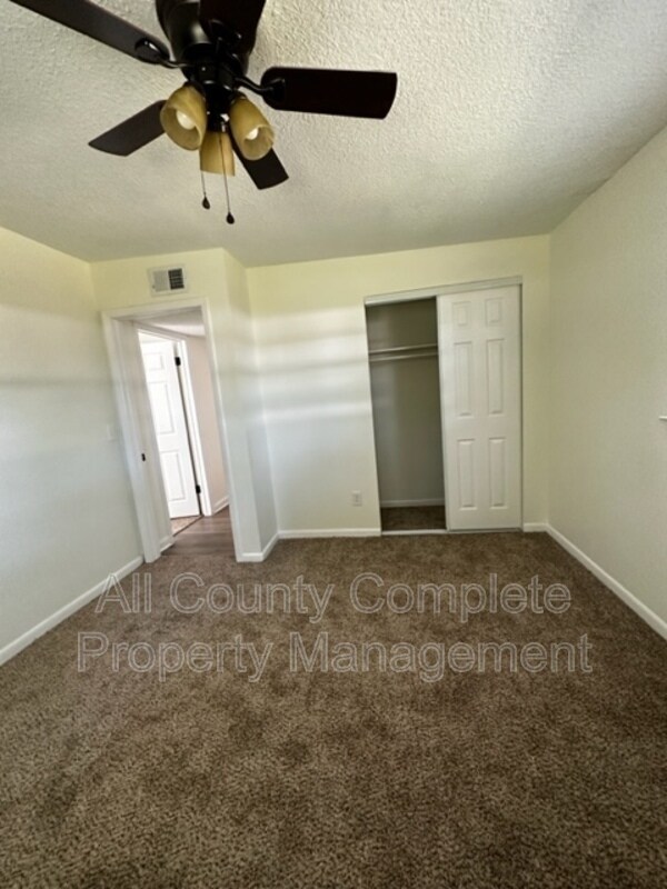 Building Photo - 6004 Marsha Dr