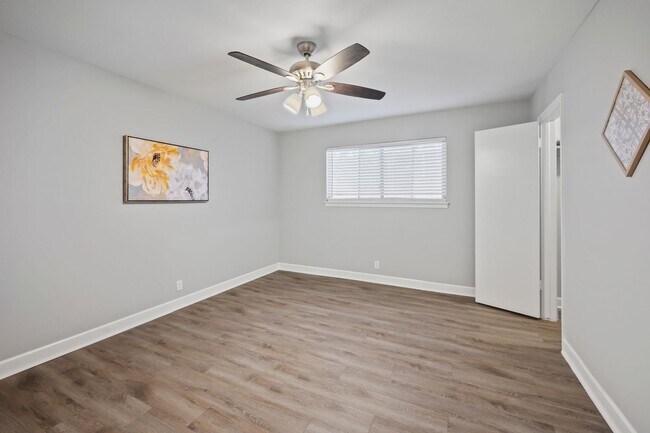 Interior Photo - The Village at Brookside