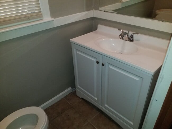 Building Photo - Coming Soon! South KC SF