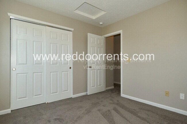 Building Photo - 1180 Dark Star Ct