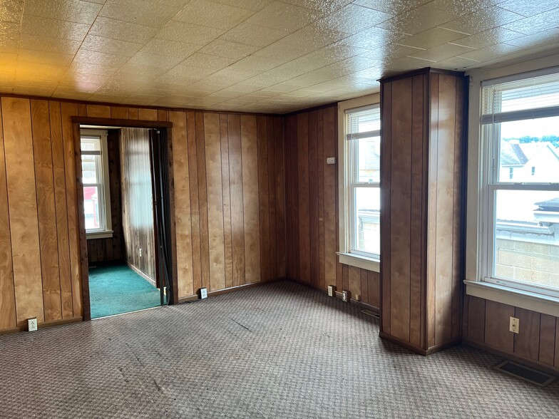 Building Photo - 138 Kelly Street