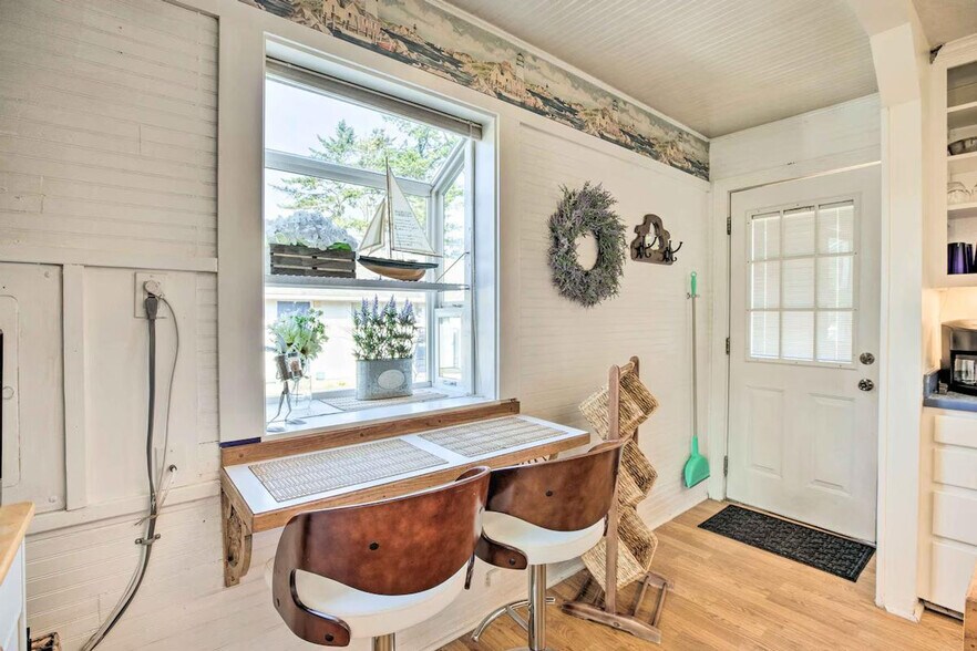 Building Photo - 5010 K Pl