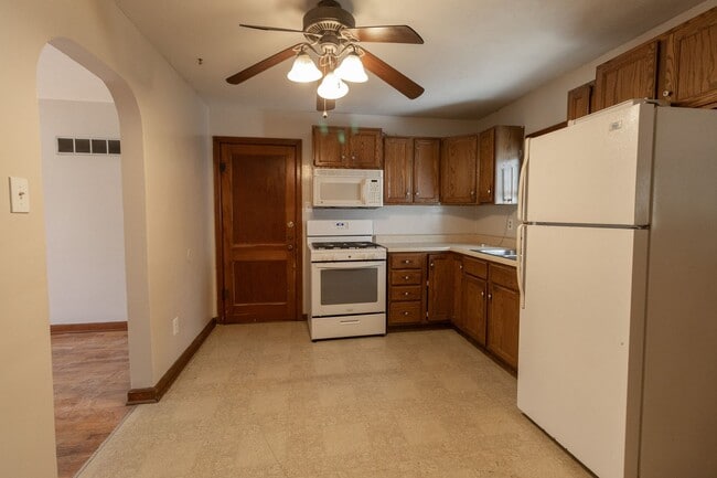Building Photo - Charming 2 Bedroom Home in North Columbia
