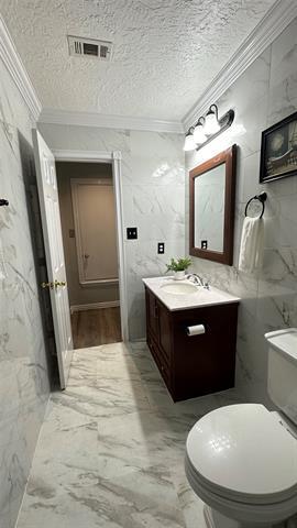 Building Photo - 13731 Biggs St