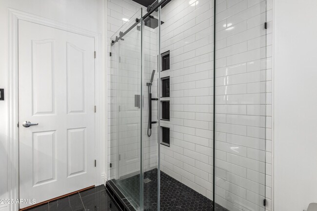 Building Photo - 3437 E Kingbird Pl