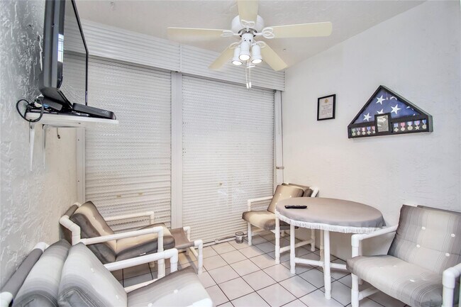 Building Photo - 14895 Builtmore Way