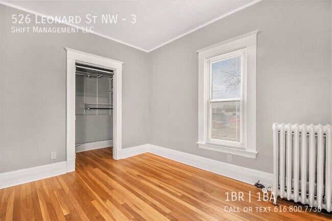 Building Photo - 526 Leonard St NW