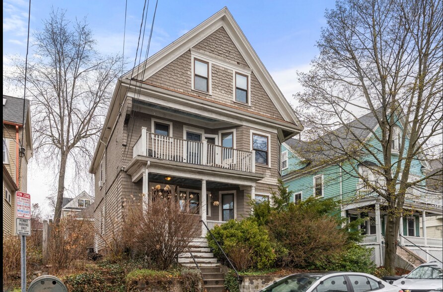 Building Photo - 36 Hall Ave