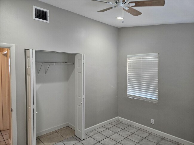 Building Photo - 2586 NW 58th Ave