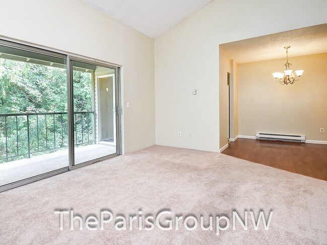 Building Photo - 3BR Top Flr Fairwood Condo – Great Locatio...