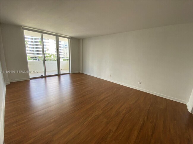 Building Photo - 5600 Collins Ave