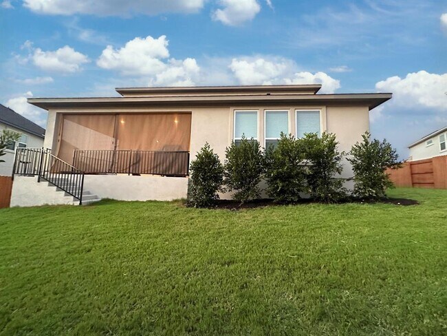 Building Photo - 5708 Navajo Draw Ln