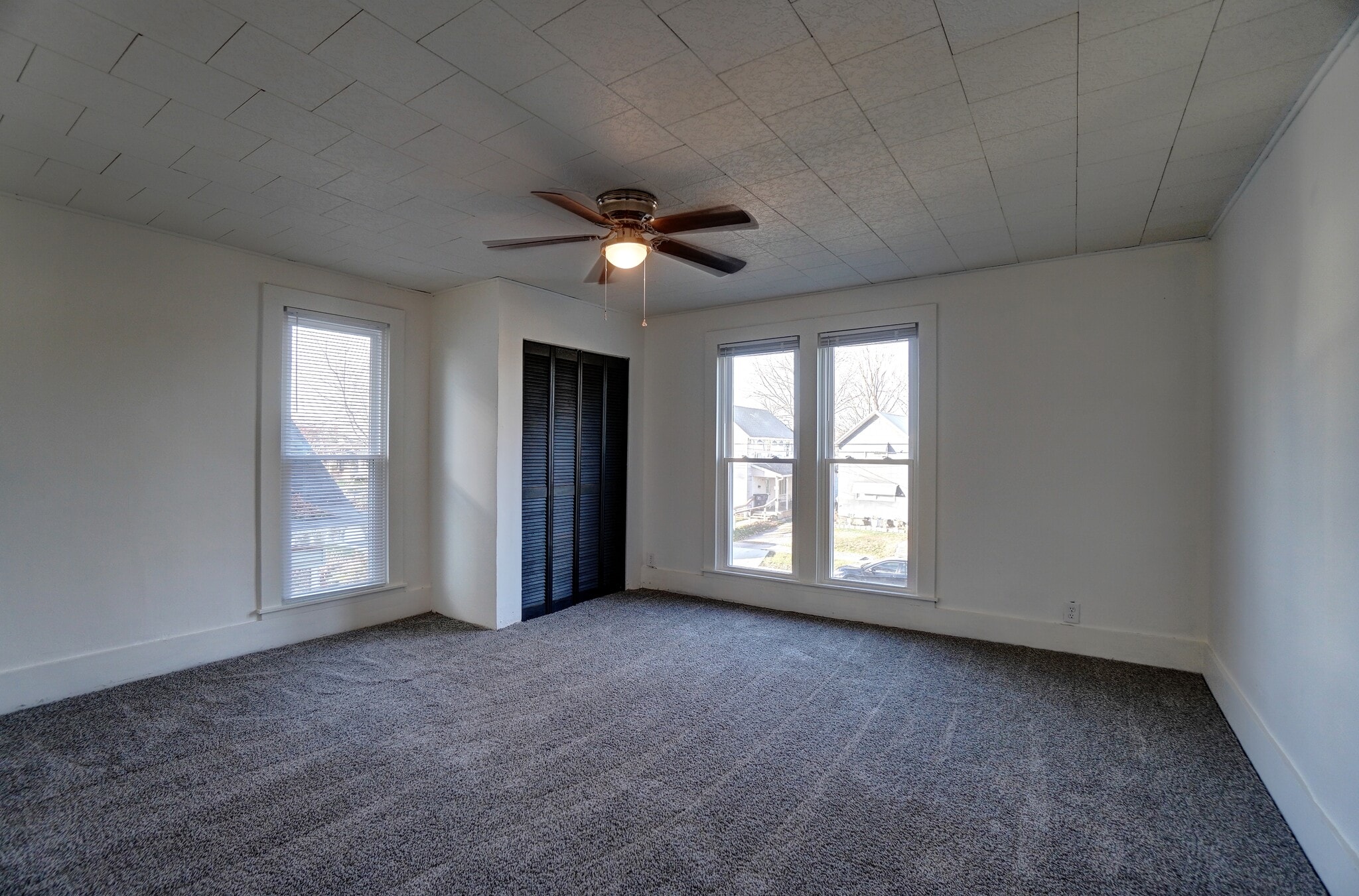 Building Photo - 1117 W High St