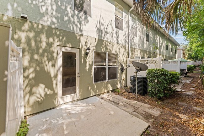 Building Photo - 6700 Bowden Rd