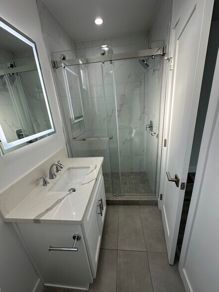 Building Photo - 8363 Blackburn Ave