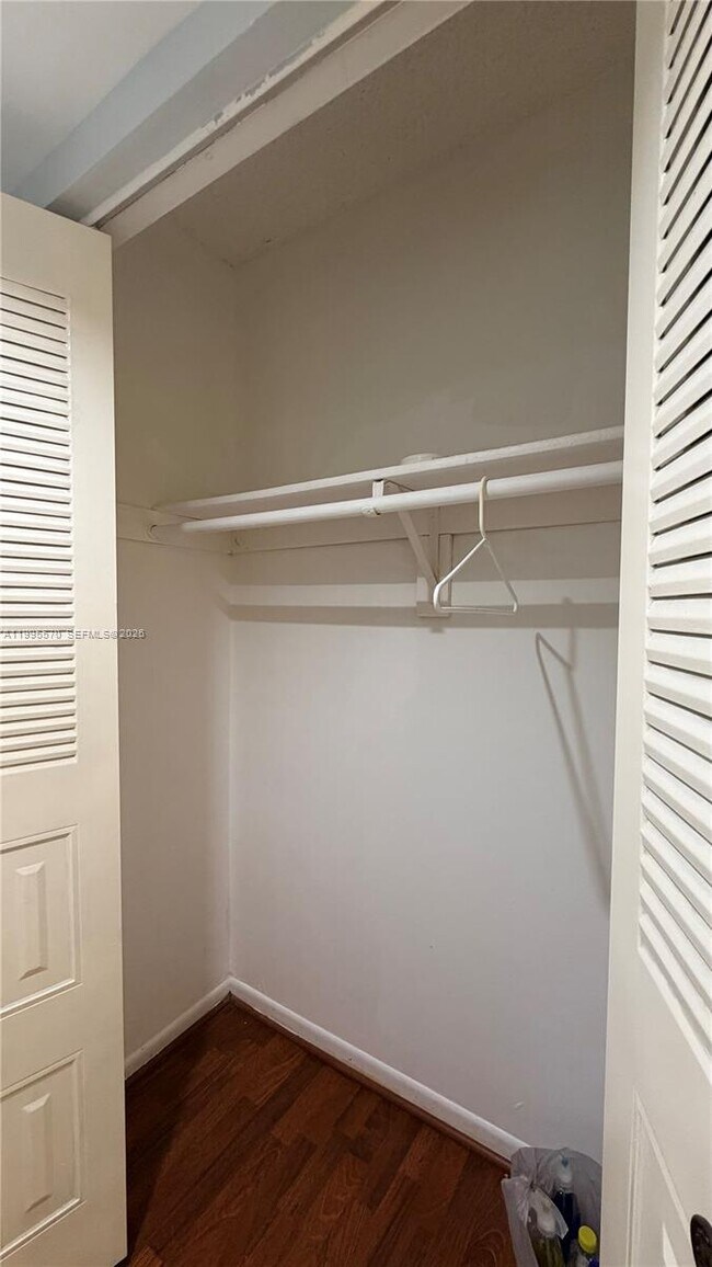 Building Photo - 3121 NW 47th Terrace