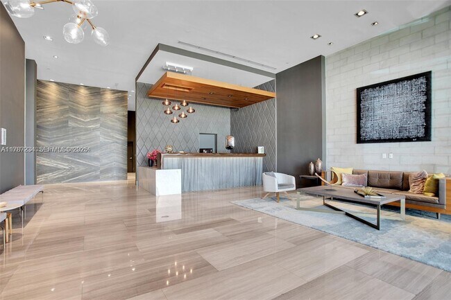 Building Photo - 3451 NE 1st Ave