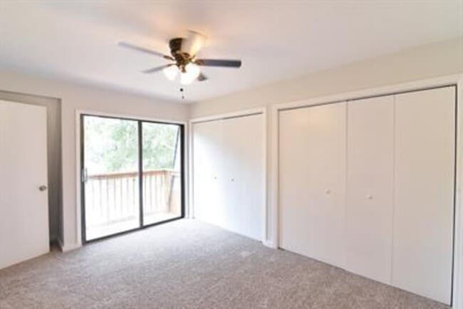 Building Photo - 2156 Claremont Ln