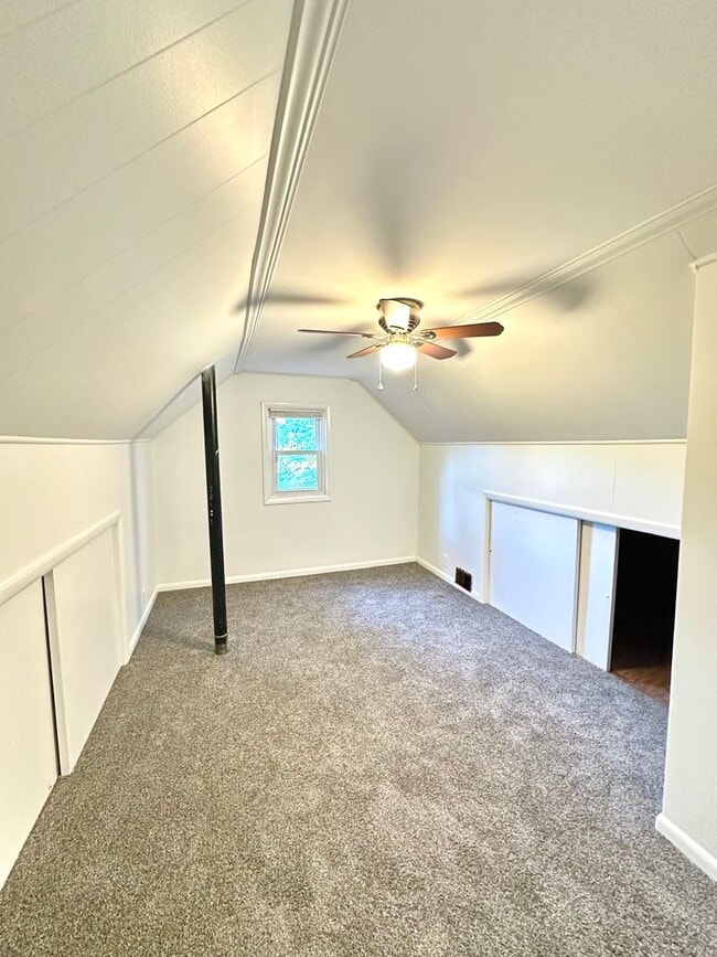 Building Photo - 4 Bed/1 Bath Home in Penn Hills-Completely Remodeled! Available Now