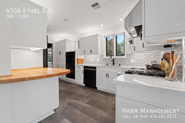 Building Photo - 4556 Ethel Ave