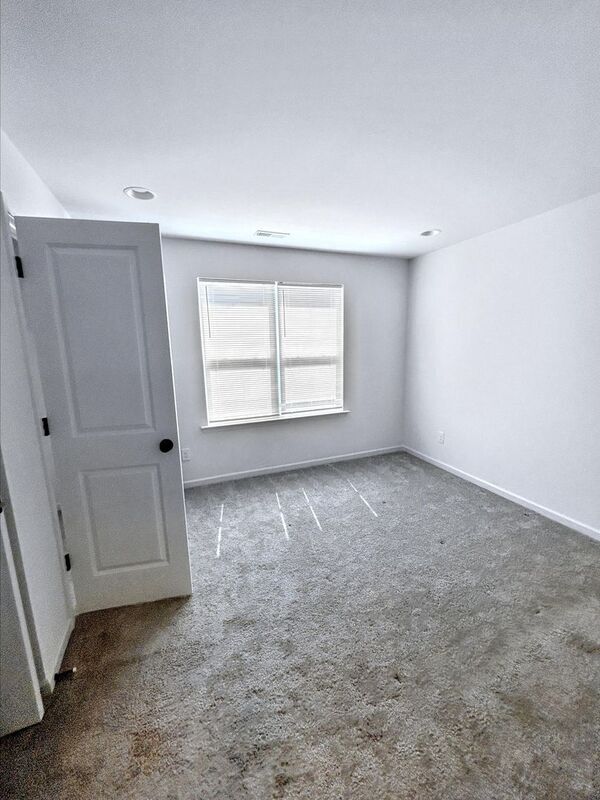 Building Photo - 3036 Mulberry Church Rd
