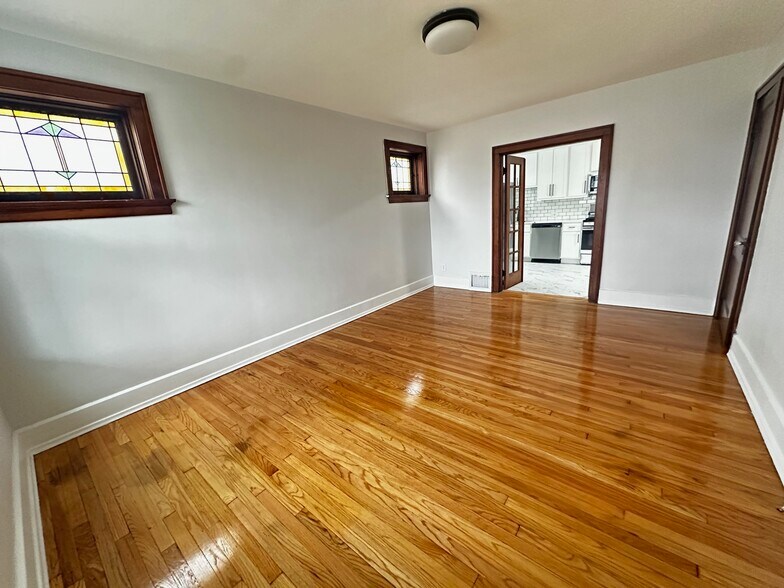 Building Photo - 2269 Blendon Pl