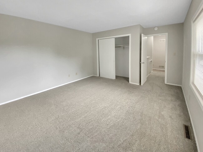 Building Photo - 36934 Illinois Rte 59