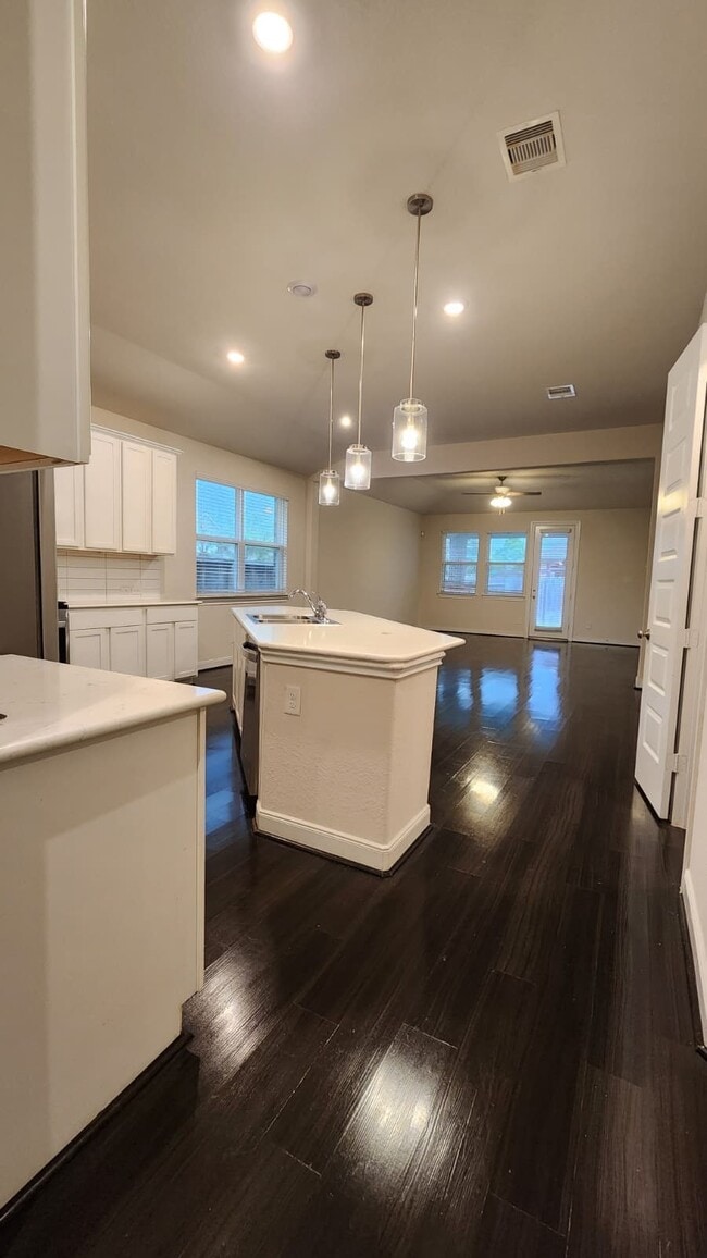 Building Photo - 19834 La Portada Dr