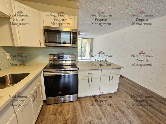 Building Photo - Waikalani Woodlands in Mililani’s. 2 bed, 1 bath and 2 parking condo