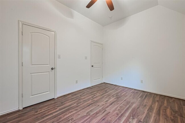 Building Photo - 6010 Le Moyne Pass Ln