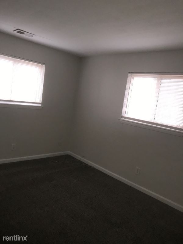 Building Photo - 3 br, 2 bath House - 492 Garrison Place