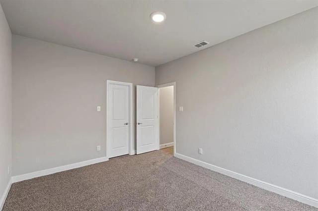 Building Photo - 801 Chaplin Dr