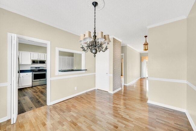 Building Photo - Awesome 2BE/2BA condominium at Lions Head!