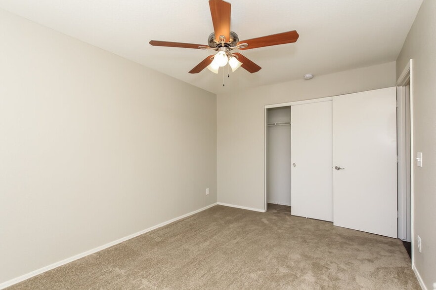 Building Photo - 16080 W Jackson St