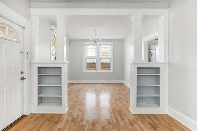 Building Photo - 7716 Lovella Ave