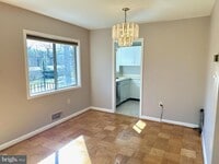 Building Photo - 10670 Weymouth St