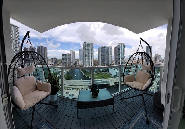 Building Photo - 31 SE 5th St