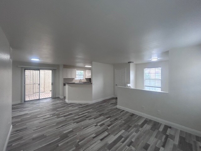 Building Photo - 2801 N Rainbow Blvd