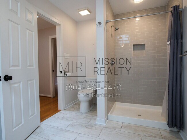 Building Photo - 5420 Sunrise Bluff Ct