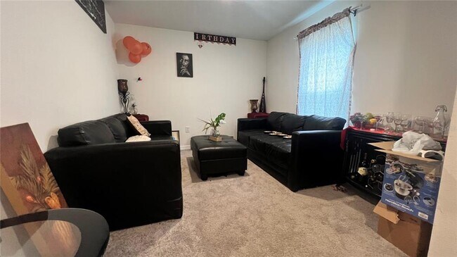 Building Photo - 1922 Escambia Ln