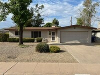 Building Photo - 3 bedroom home in Tempe