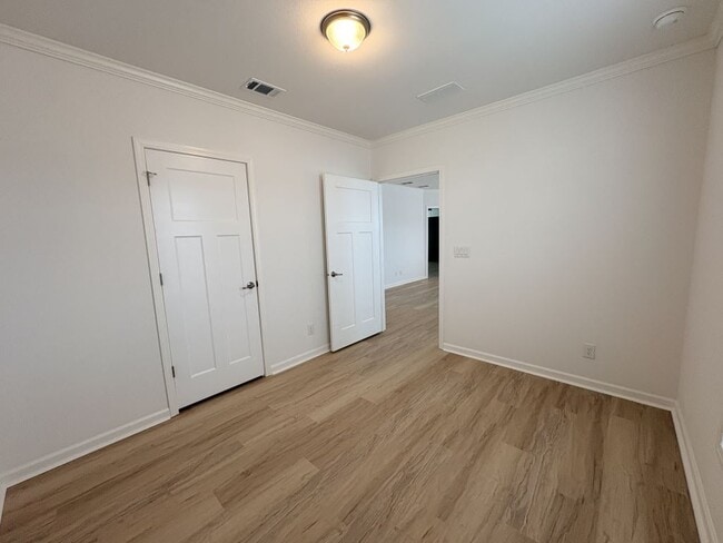 Building Photo - 1646 Voyager Dr